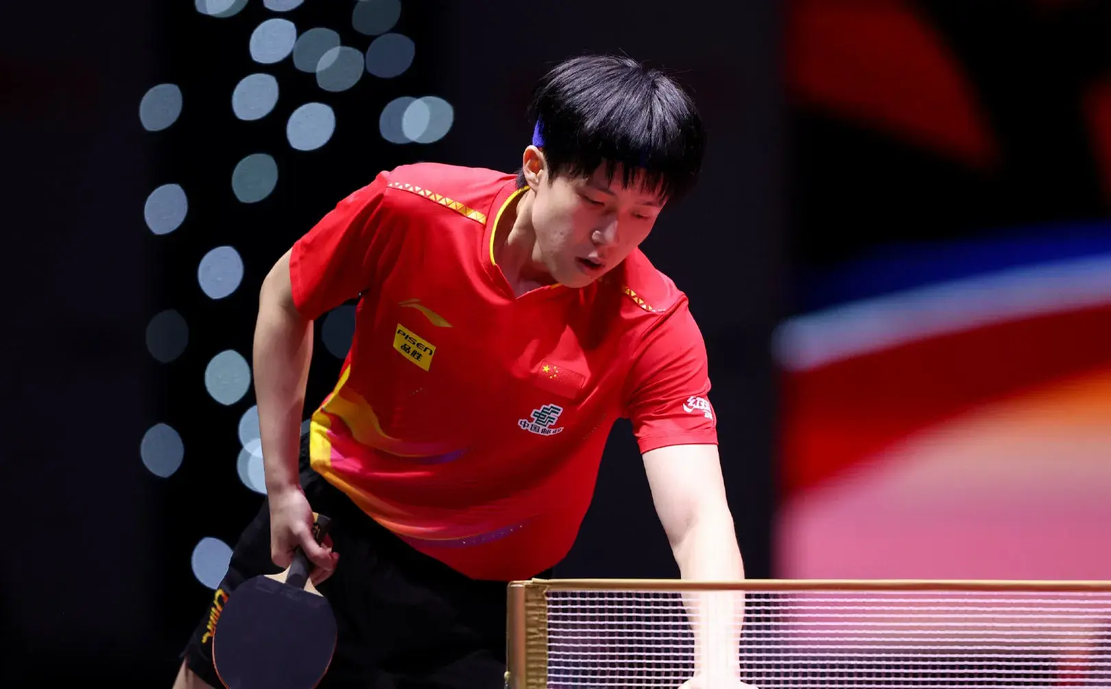 太多机会, 位的纳瓦罗 太多机会, 位的纳瓦罗