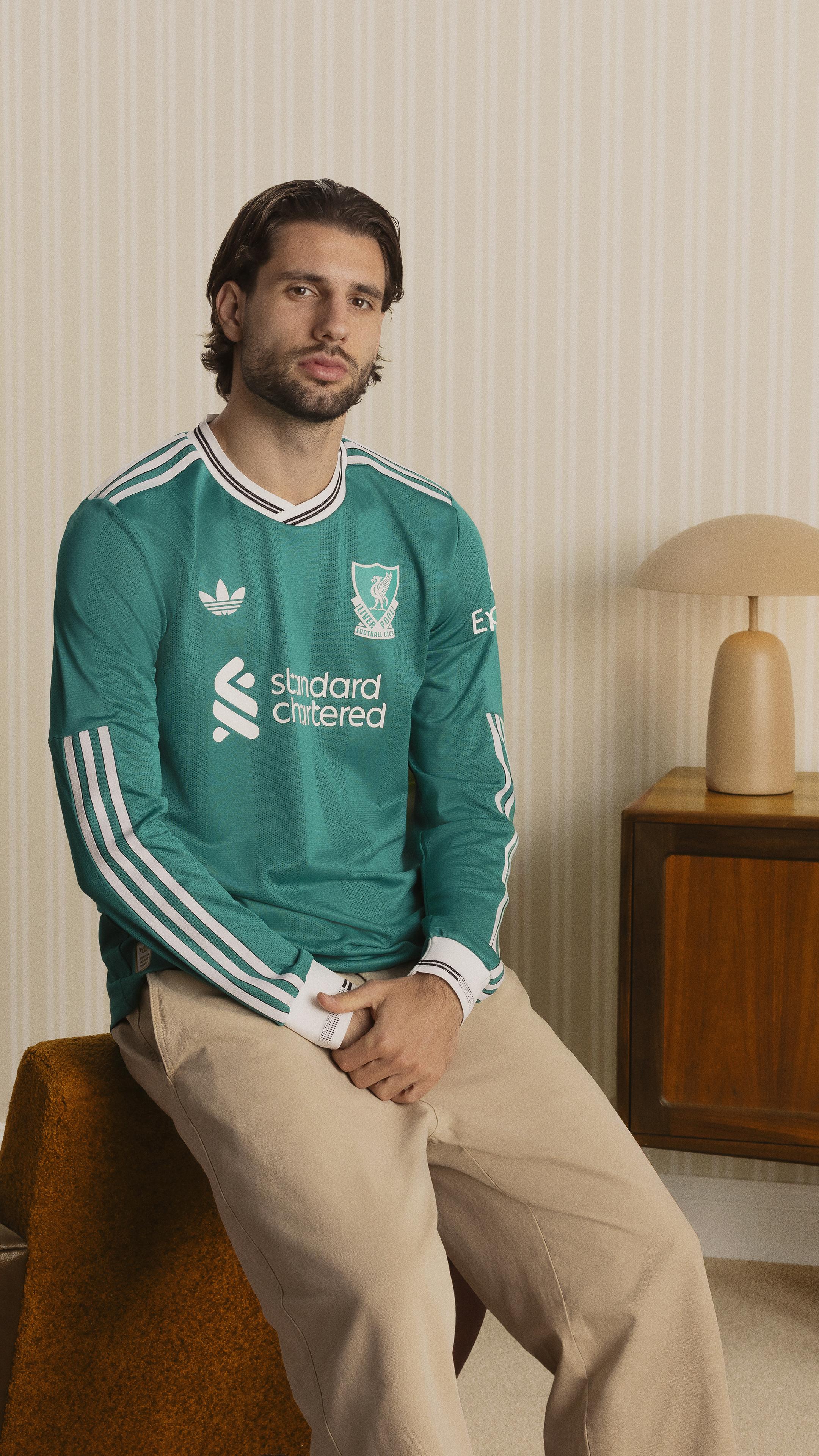 复古徽章唤, amp, AA 复古徽章唤, amp, AA